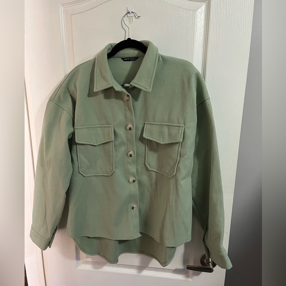 Woman’s Shein green cropped jacket in size large. - Picture 1 of 2